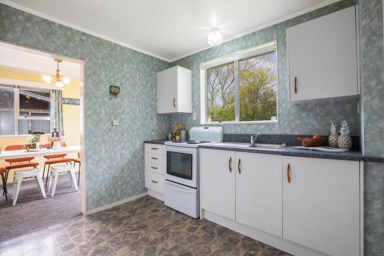 Photo of property in 292a Main Road, Tawa, Wellington, 5028