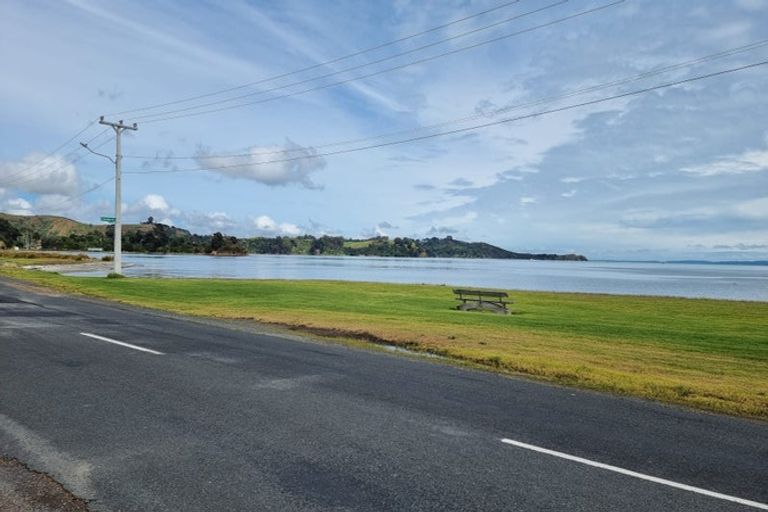 Photo of property in 9 Banks Road, Kawakawa Bay, Papakura, 2585