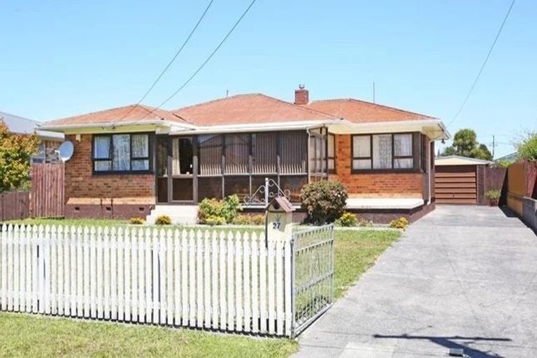 Photo of property in 27 Fernaig Street, Papakura, 2110