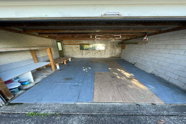 Photo of property in 2/94 Glamorgan Drive, Torbay, Auckland, 0630