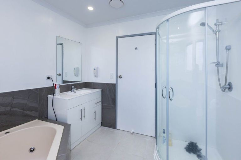 Photo of property in 1 Wyoming Grove, Totara Park, Upper Hutt, 5018