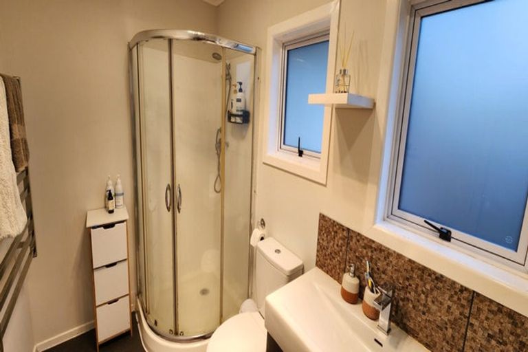 Photo of property in 7 Penrith Street, Westown, New Plymouth, 4310