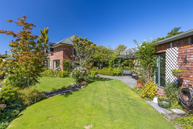 Photo of property in 83 Leinster Road, Merivale, Christchurch, 8014