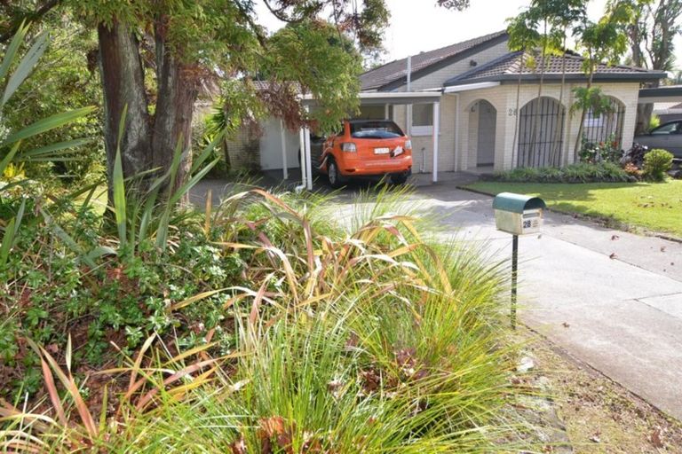 Photo of property in 28 Matuhi Rise, Henderson, Auckland, 0612