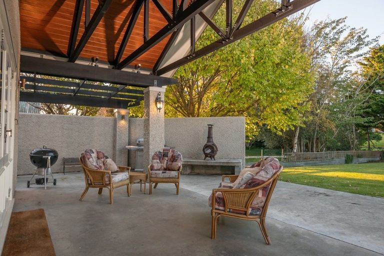 Photo of property in 6 Gonville Avenue, Gonville, Whanganui, 4501