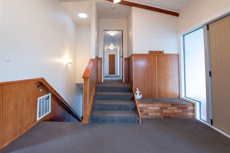 Photo of property in 5 Rameses Place, Pomare, Rotorua, 3015