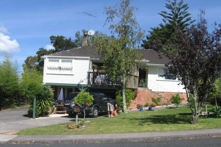 Photo of property in 1/77 Marlborough Avenue, Glenfield, Auckland, 0629