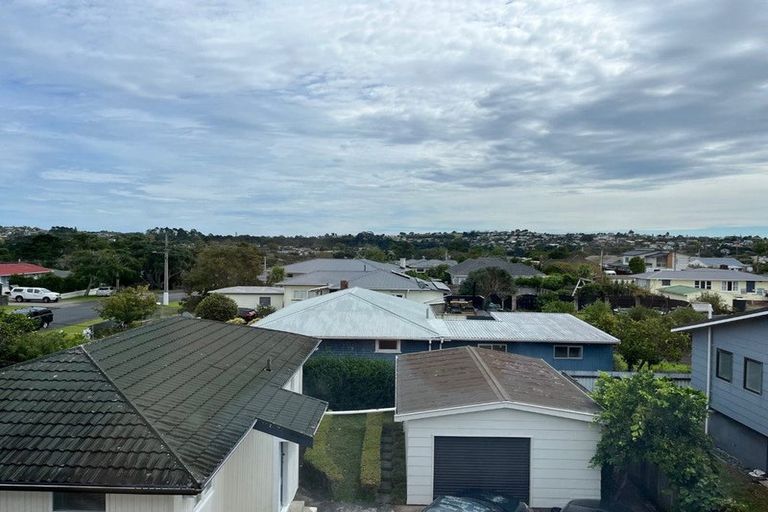 Photo of property in 5/3 Abbotleigh Avenue, Te Atatu Peninsula, Auckland, 0610