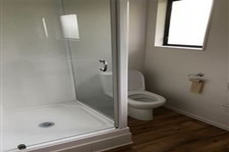 Photo of property in 1/279 Hobsonville Road, Hobsonville, Auckland, 0618