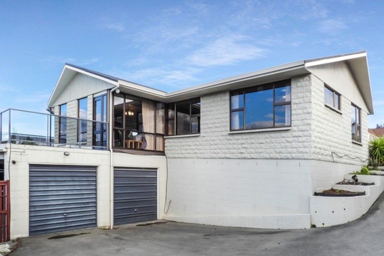 Photo of property in 12 Oakleigh Crescent, Oamaru North, Oamaru, 9400