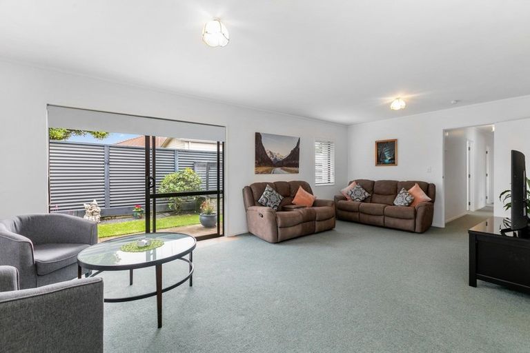Photo of property in 6b Esmeralda Street, Welcome Bay, Tauranga, 3112