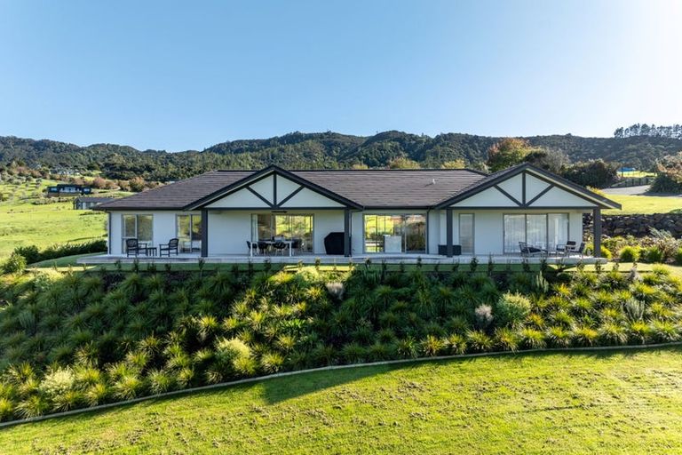Photo of property in 53 Robert Hastie Drive, Mangawhai, 0573