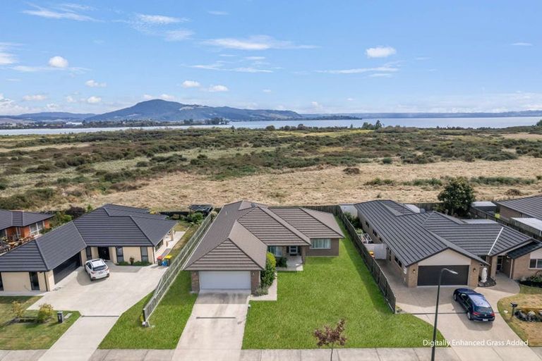Photo of property in 39 Carroll Place, Owhata, Rotorua, 3010