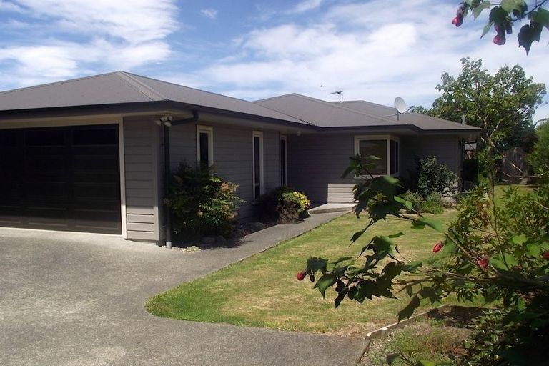 Photo of property in 31 Fisher Place, Carterton, 5713