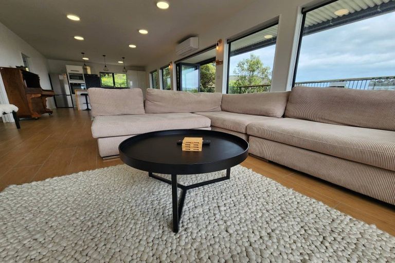 Photo of property in 32a Woodvale Grove, Fairfield, Lower Hutt, 5011
