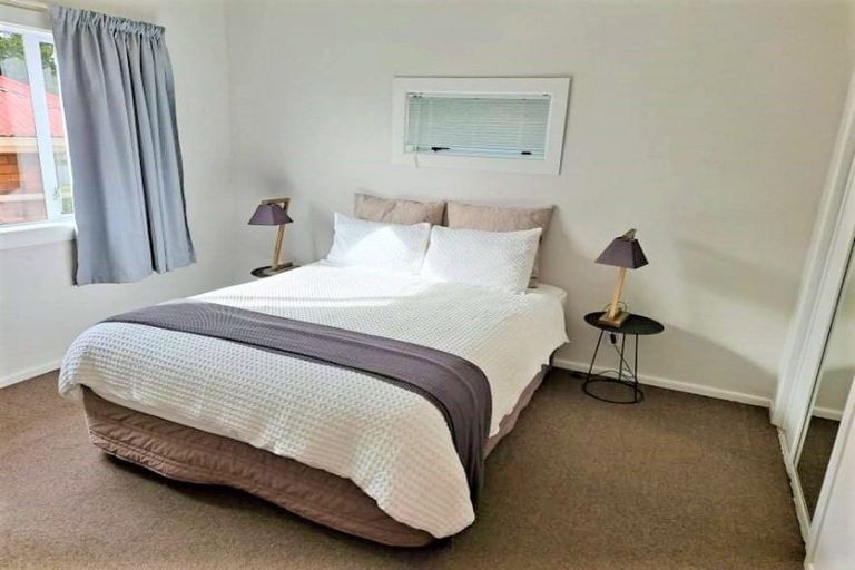 Photo of property in 18 Valley Road, Pukekohe, 2120