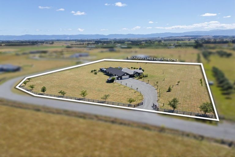 Photo of property in 26 Romina Way, Martinborough, 5781
