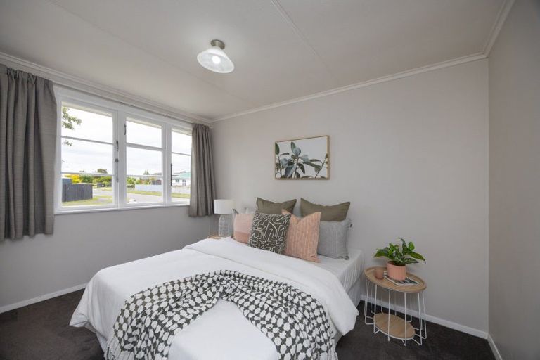Photo of property in 16 Newbury Street, Awapuni, Palmerston North, 4412