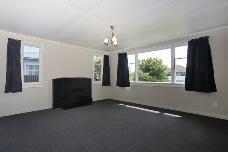 Photo of property in 107 Martin Street, Strathern, Invercargill, 9812