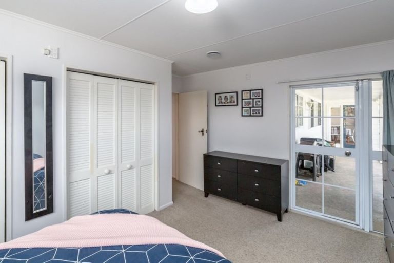 Photo of property in 28 Victoria Street, Pahiatua, 4910