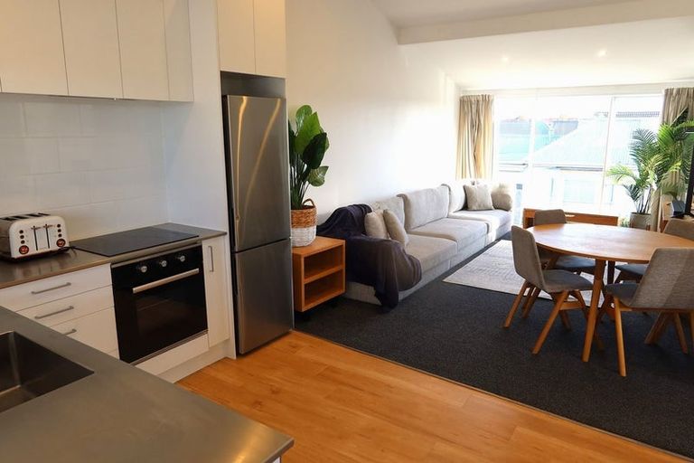 Photo of property in 1/118 Office Road, Merivale, Christchurch, 8014