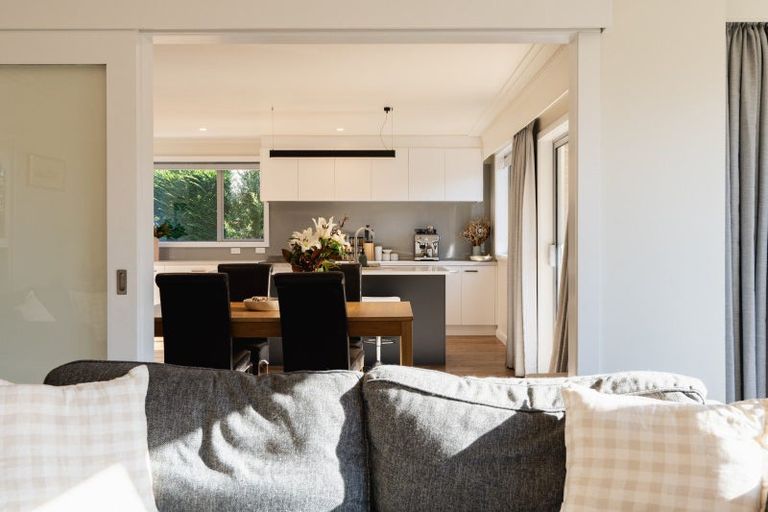 Photo of property in 43 Pioneer Crescent, Helensburgh, Dunedin, 9010