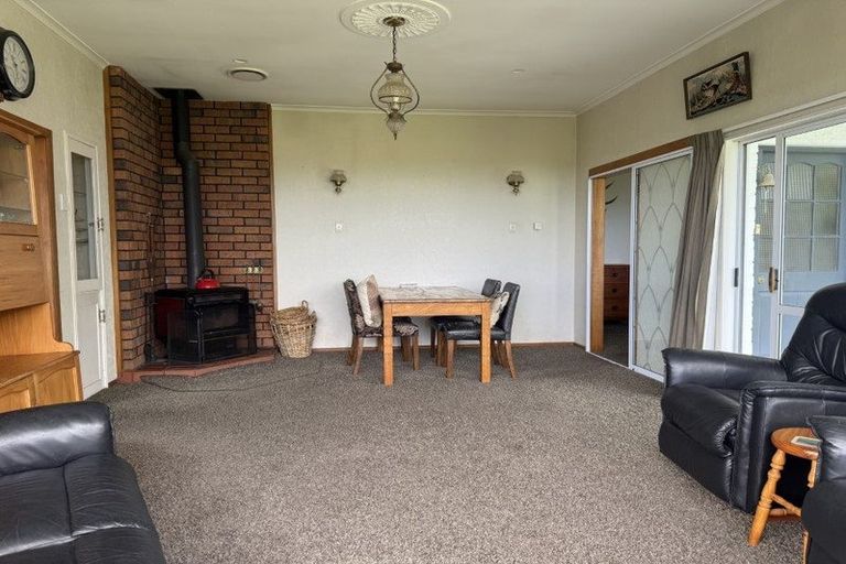 Photo of property in 55 Pohutukawa Place, Bell Block, New Plymouth, 4312