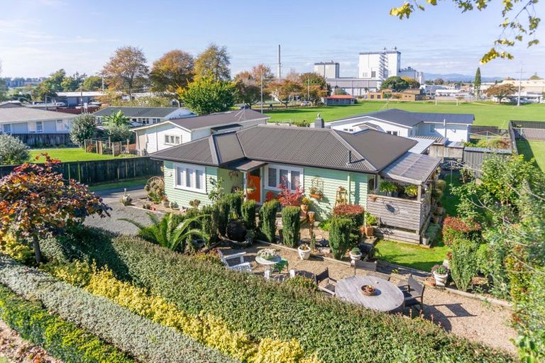 Photo of property in 69 Raeburne Street, Te Awamutu, 3800