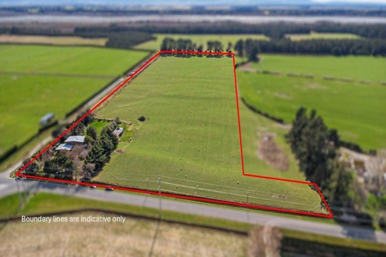 Photo of property in 1908 Old West Coast Road, Kirwee, Christchurch, 7671