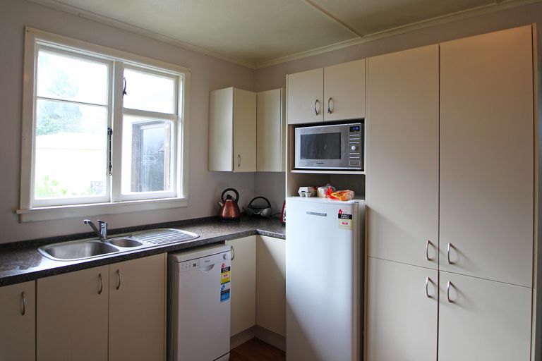 Photo of property in 4a Percy Street, Weston, Oamaru, 9401