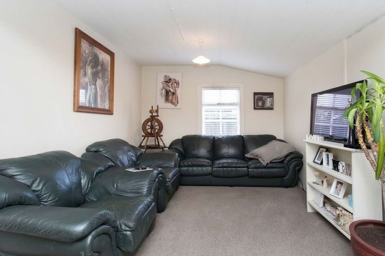 Photo of property in 1/184 Hastings Street, Waltham, Christchurch, 8023