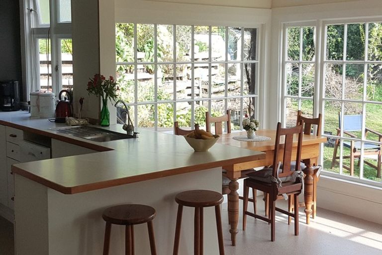 Photo of property in 28 Motu Street, Saint Clair, Dunedin, 9012