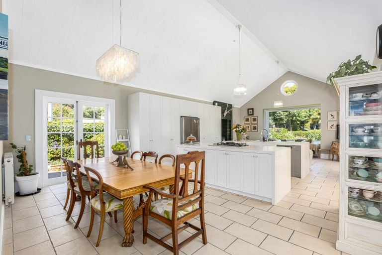 Photo of property in 70 Te Moana Road, Waikanae Beach, Waikanae, 5036