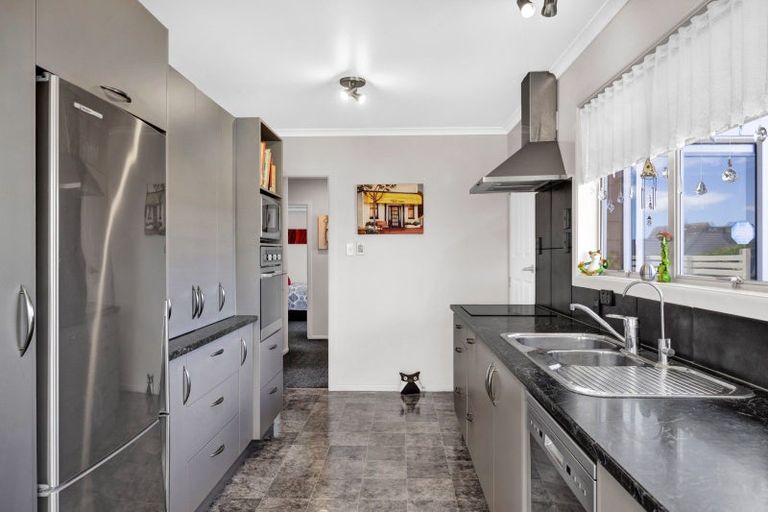 Photo of property in 58 Miro Street, Inglewood, 4330