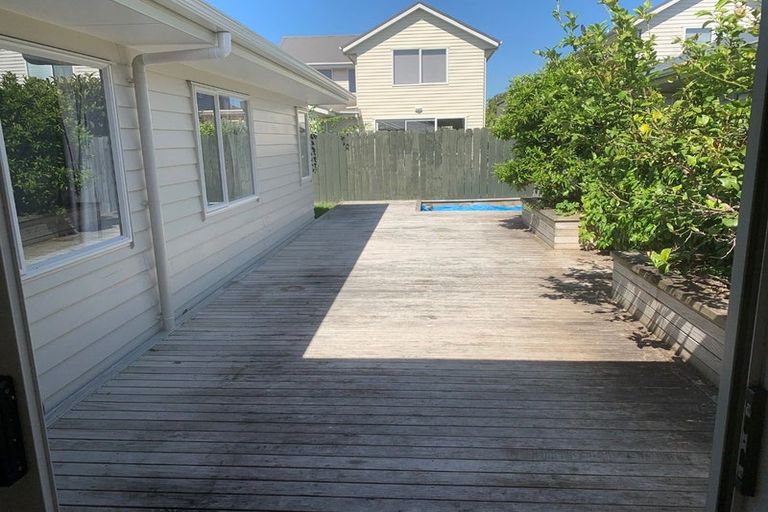 Photo of property in 4 Poaka Avenue, Takanini, 2112