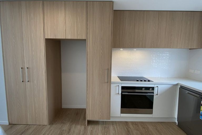 Photo of property in 35 Charles Street, Waltham, Christchurch, 8011