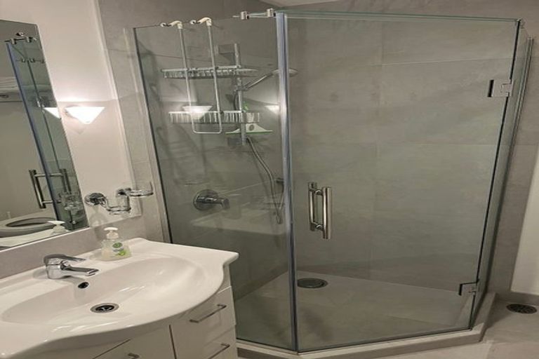 Photo of property in 2b/4 Fleet Street, Devonport, Auckland, 0624