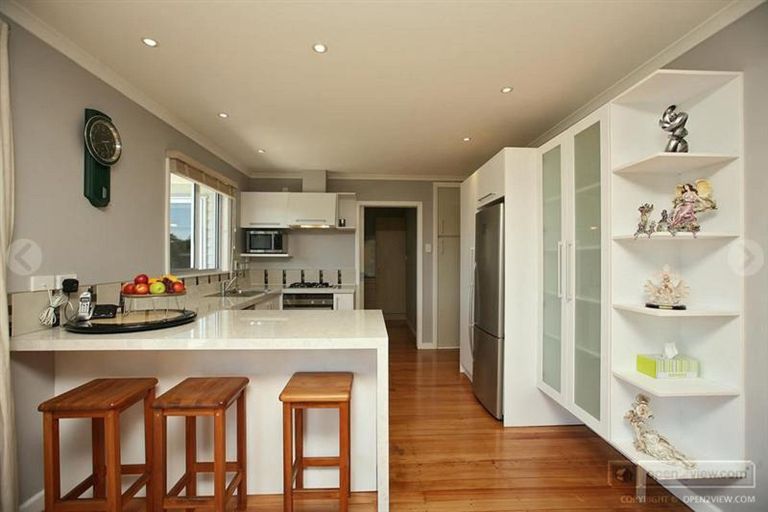 Photo of property in 37 Paynters Avenue, Strandon, New Plymouth, 4312