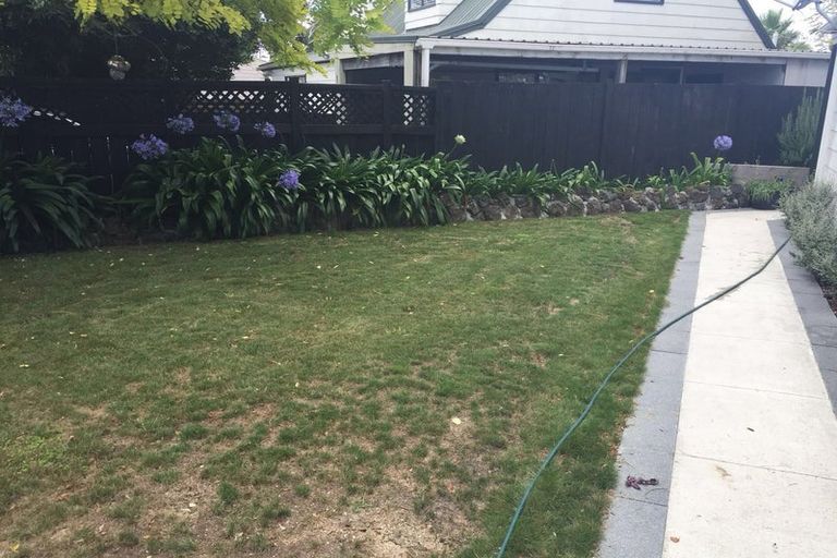 Photo of property in 2/195 Abbotts Way, Remuera, Auckland, 1050