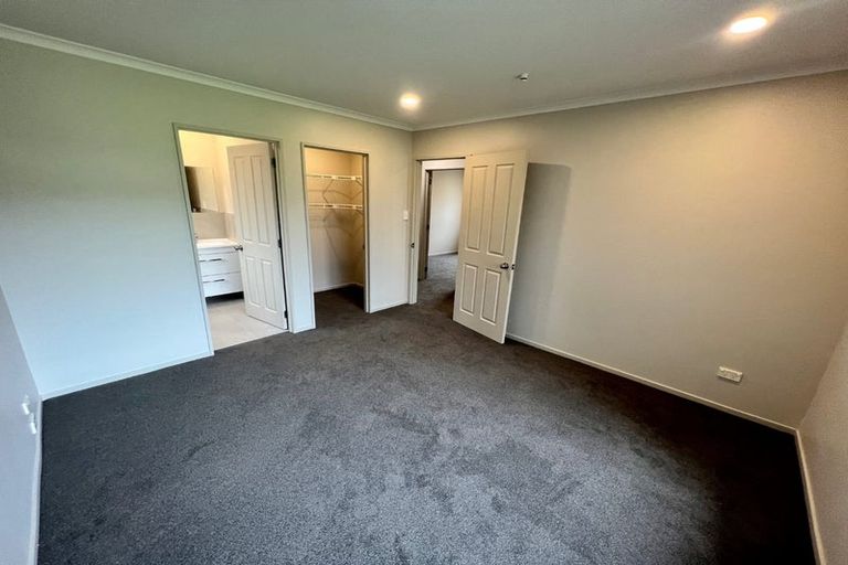 Photo of property in 43a Ridgeway Road, Pukekohe, 2120