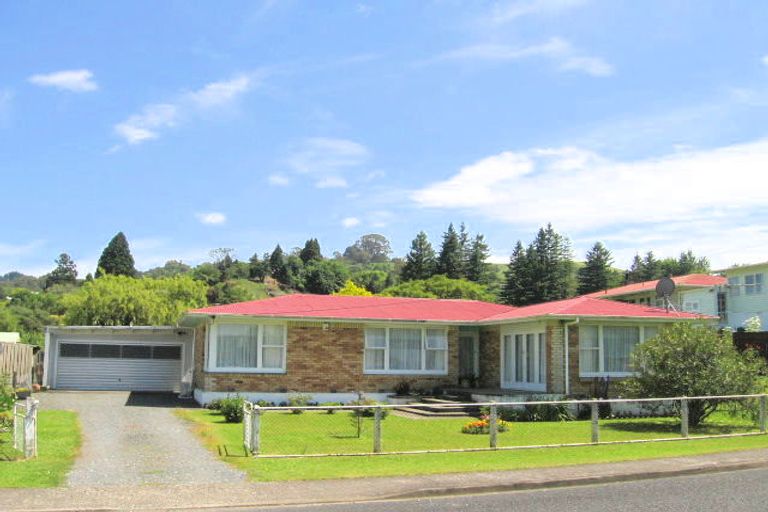 Photo of property in 37 Ngarongo Street, Te Kuiti, 3910