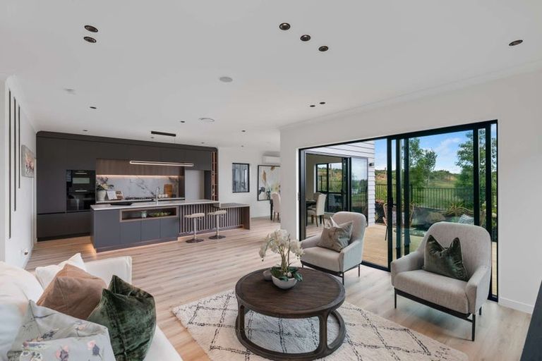 Photo of property in 4 Kauru Lane, Wainui, 0992