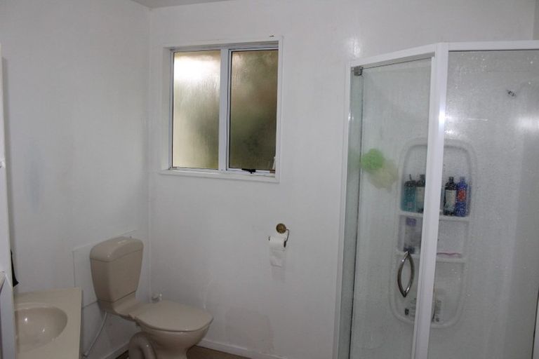 Photo of property in 2 Colman Avenue, Sockburn, Christchurch, 8042