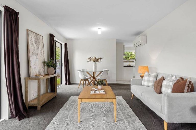 Photo of property in 2/112 Edward Avenue, Edgeware, Christchurch, 8013