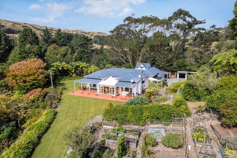 Photo of property in 158 Mangaone Road, Hautere, Otaki, 5582
