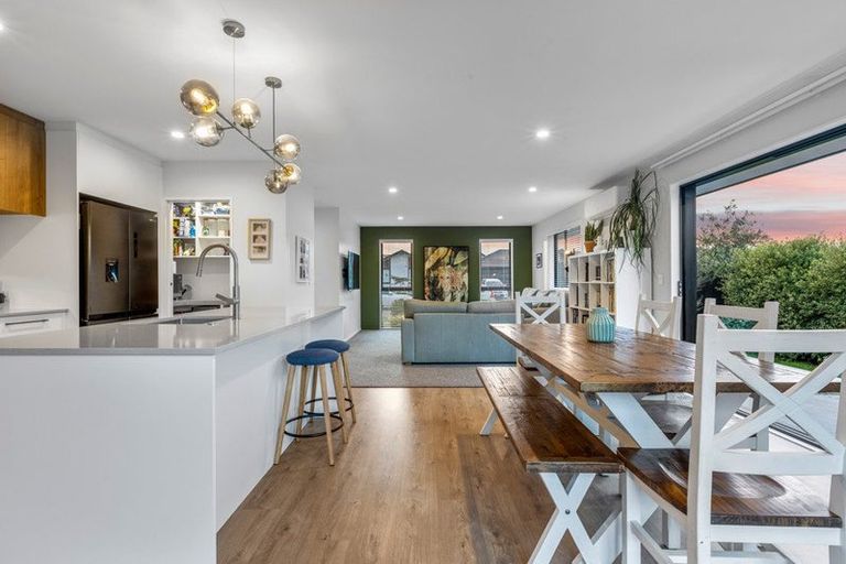 Photo of property in 4 Selfe Crescent, Burwood, Christchurch, 8083