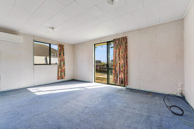 Photo of property in 8a Willis Street, Bader, Hamilton, 3206