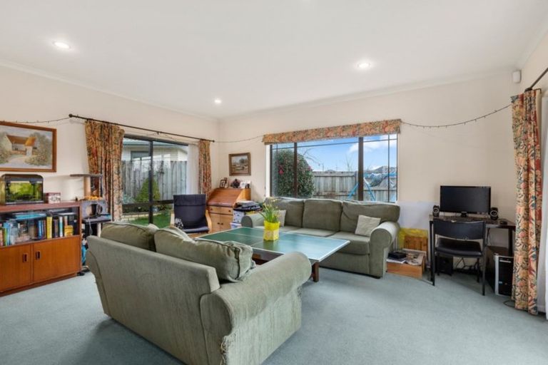 Photo of property in 50 Keswick Crescent, Huntington, Hamilton, 3210