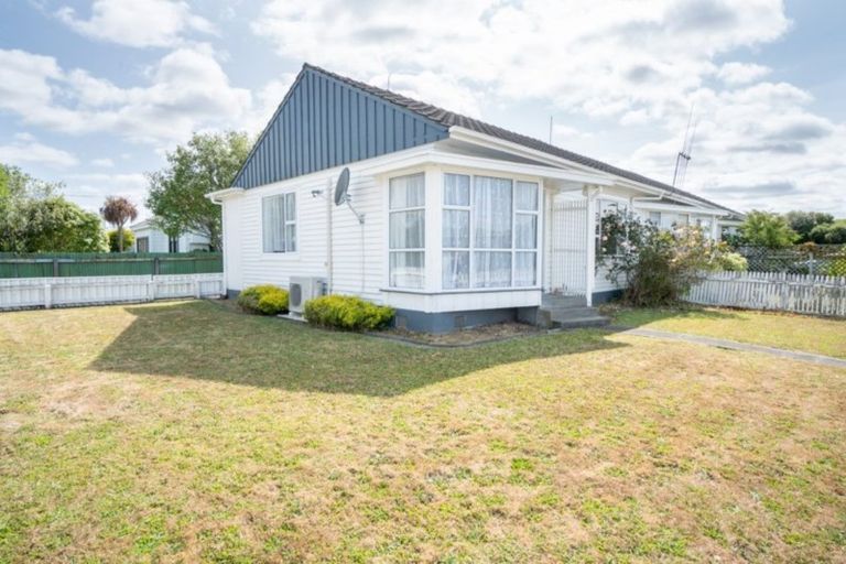 Photo of property in 2 Virginia Crescent, Feilding, 4702