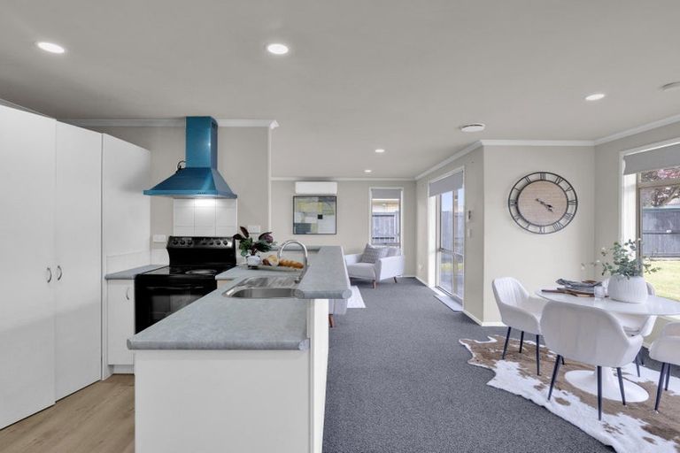 Photo of property in 26 Gardenia Close, Melville, Hamilton, 3206